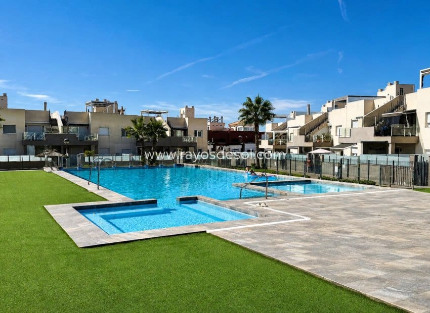2 bedroom Apartment for sale in Aguas Nuevas with pool - € 285,000 (Ref: 9998982)