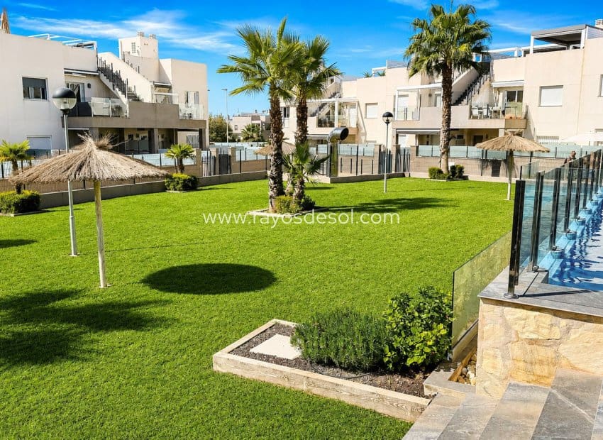 2 bedroom Apartment for sale in Aguas Nuevas with pool - € 285,000 (Ref: 9998982)