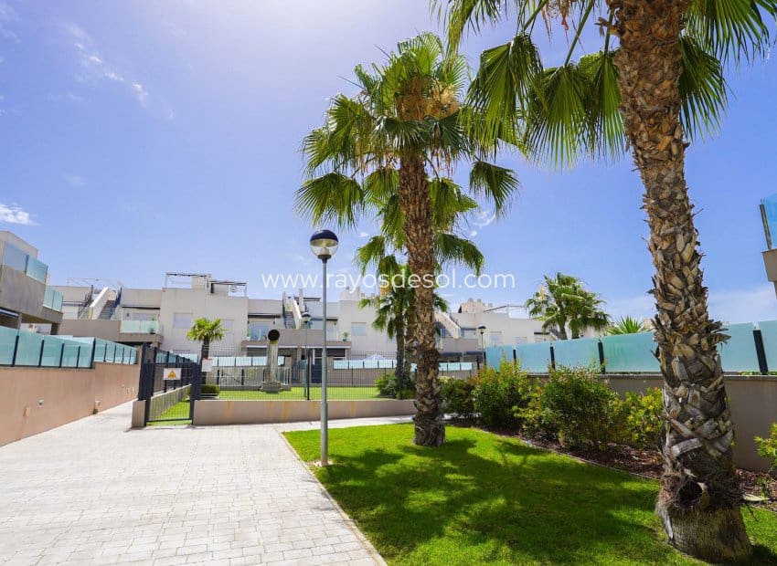2 bedroom Apartment for sale in Aguas Nuevas with pool - € 285,000 (Ref: 9998982)