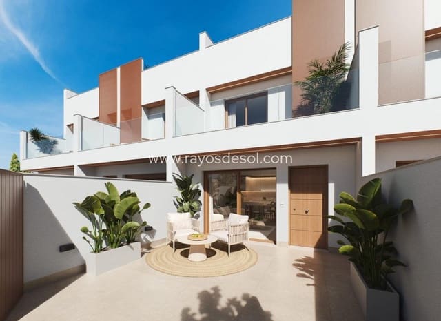 3 Zimmer Reihenhaus zu verkaufen in San Pedro del Pinatar ciudad, San Pedro del Pinatar mit Pool - 379.000 € (Ref: 9998984)