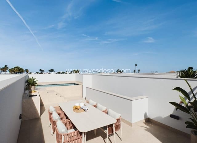 3 Zimmer Reihenhaus zu verkaufen in San Pedro del Pinatar ciudad, San Pedro del Pinatar mit Pool - 379.000 € (Ref: 9998984)