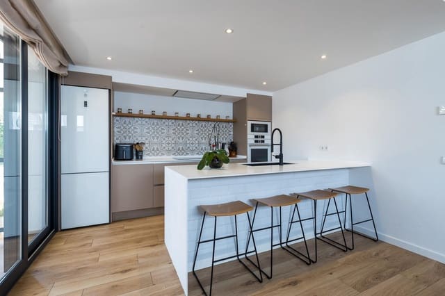 Chalet de 3 habitaciones en Sa Cabaneta / La Cabaneta, Marratxí en venta con piscina - 965.000 € (Ref: 10025897)