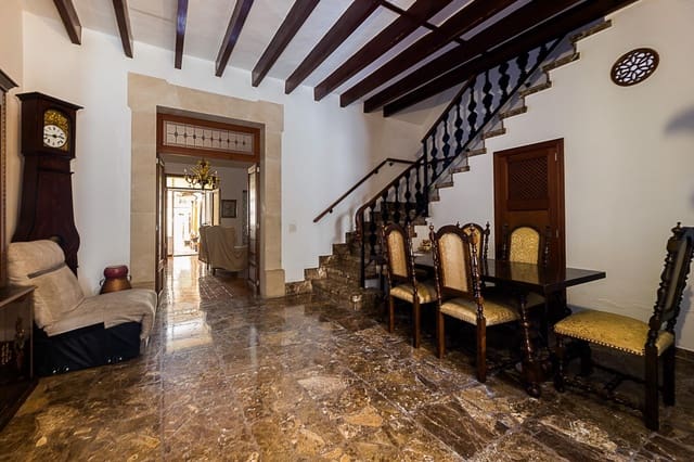 4 bedroom Townhouse for sale in Llucmajor - € 499,000 (Ref: 10076600)