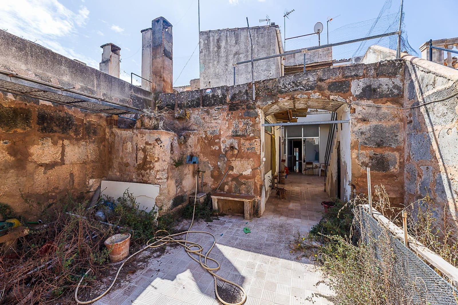 4 bedroom Townhouse for sale in Llucmajor - € 499,000 (Ref: 10076600)