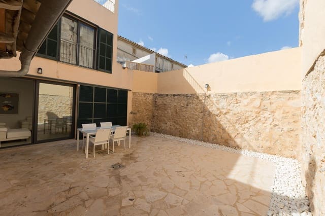 4 soveværelse Byhus til leje i Sineu - € 2.100 (Ref: 10078270)