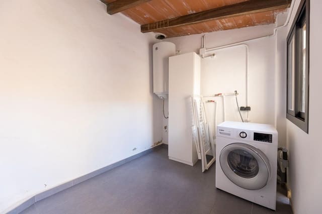 4 soveværelse Byhus til leje i Sineu - € 2.100 (Ref: 10078270)