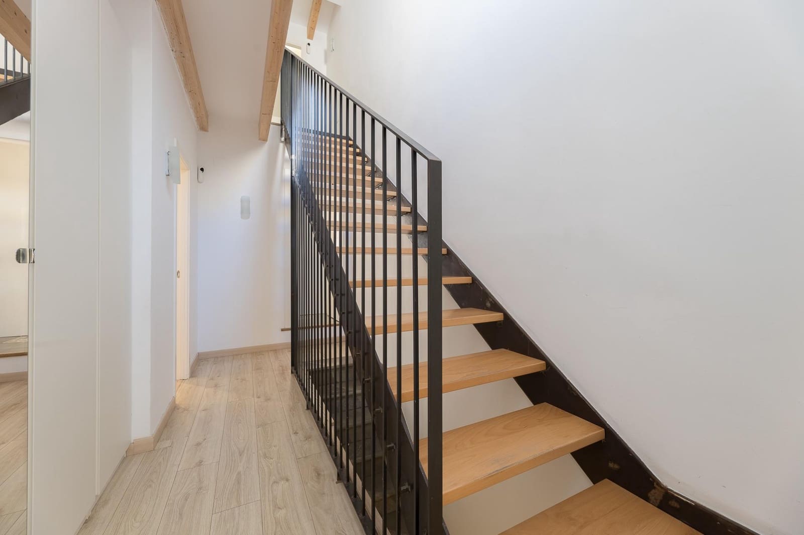 4 soveværelse Byhus til leje i Sineu - € 2.100 (Ref: 10078270)