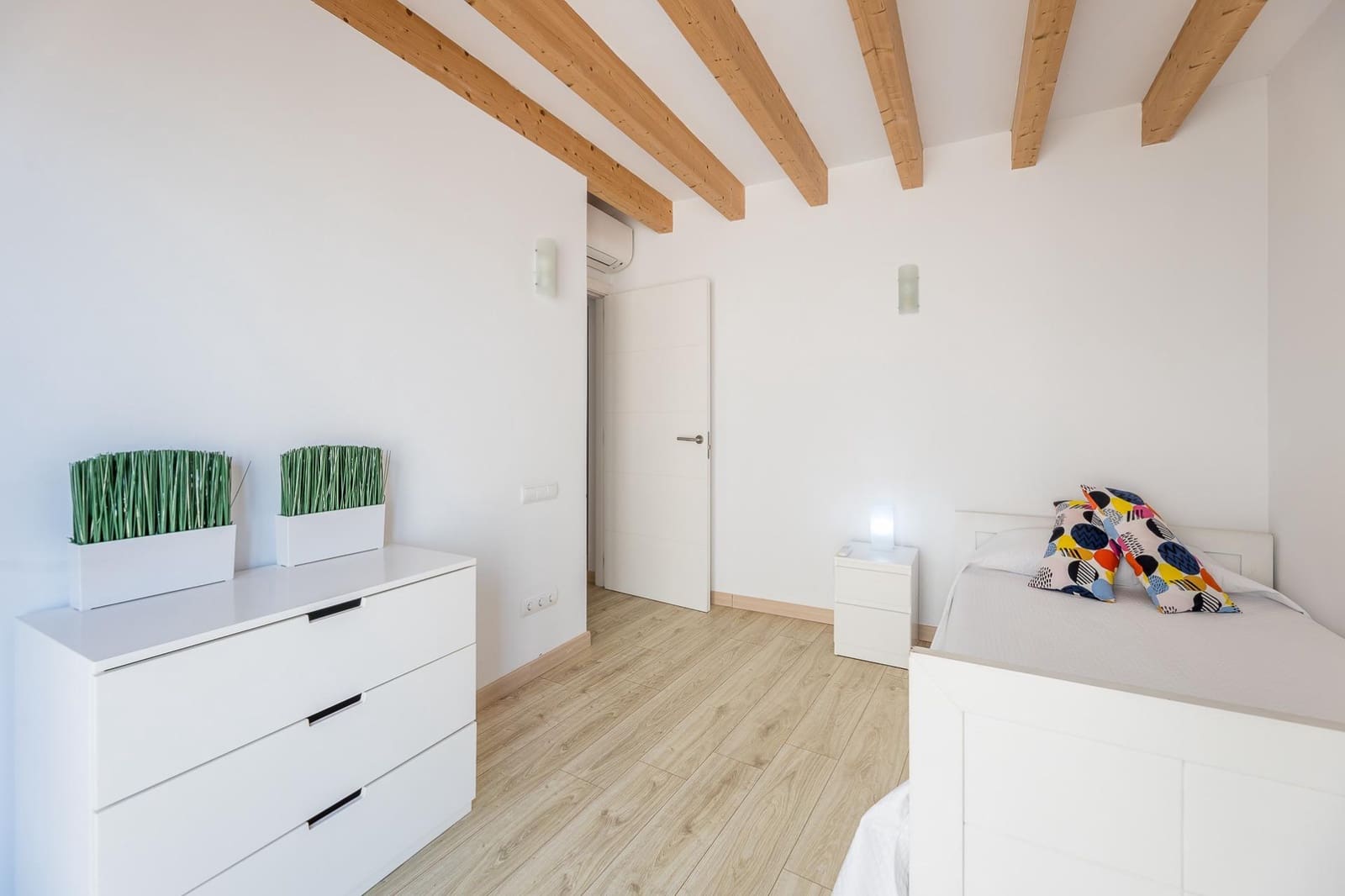 4 soveværelse Byhus til leje i Sineu - € 2.100 (Ref: 10078270)