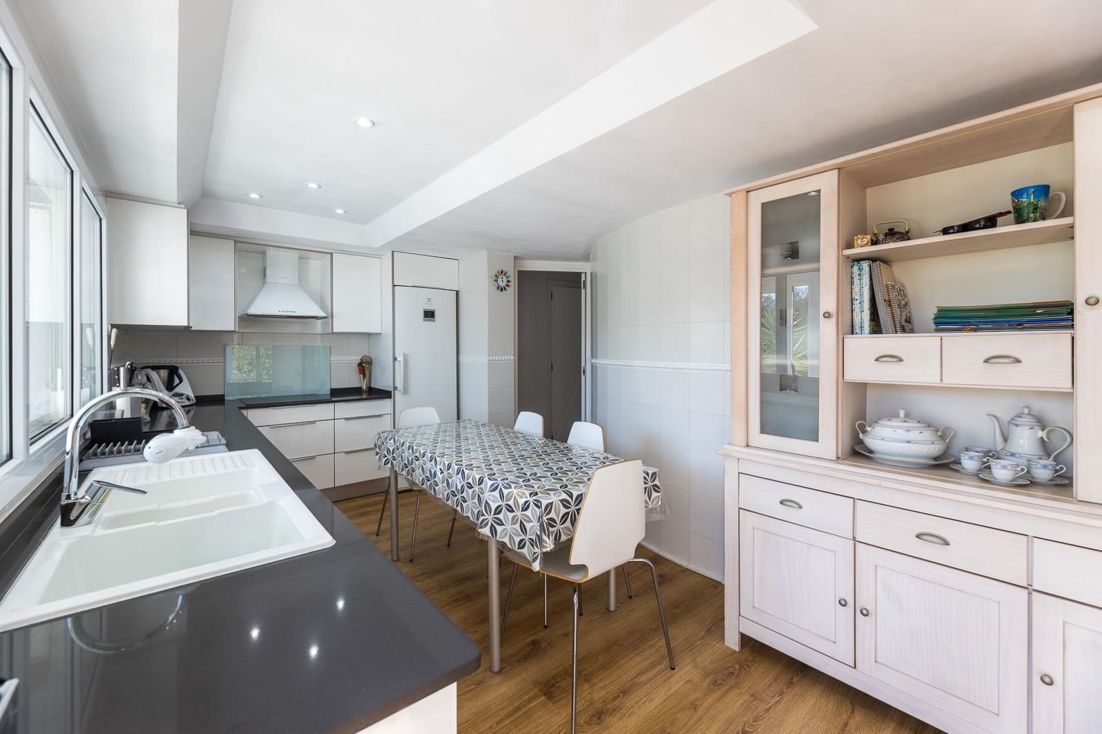 5 quarto Apartamento para venda em Son Veri Nou com piscina garagem - 1 320 000 € (Ref: 10129365)