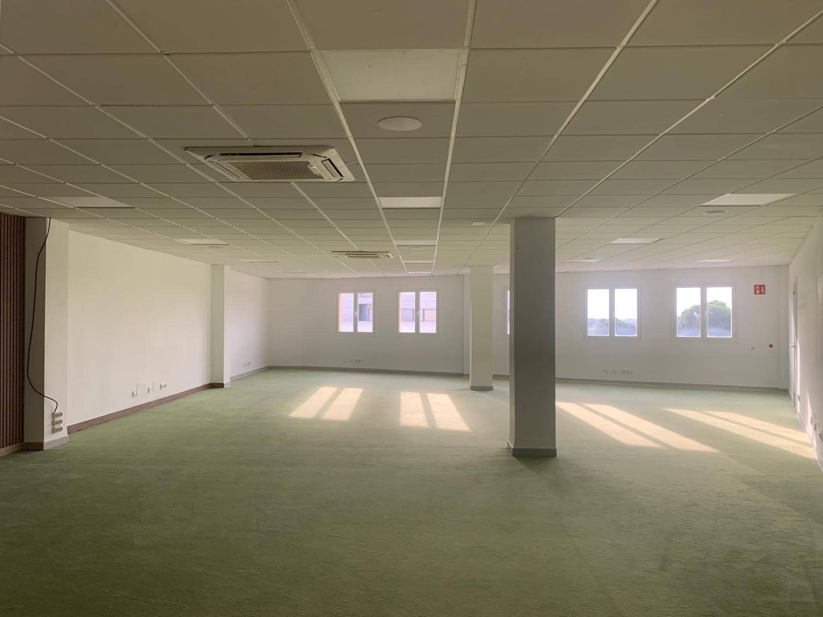 Kontor til leje i Llucmajor - € 1.450 (Ref: 10136270)
