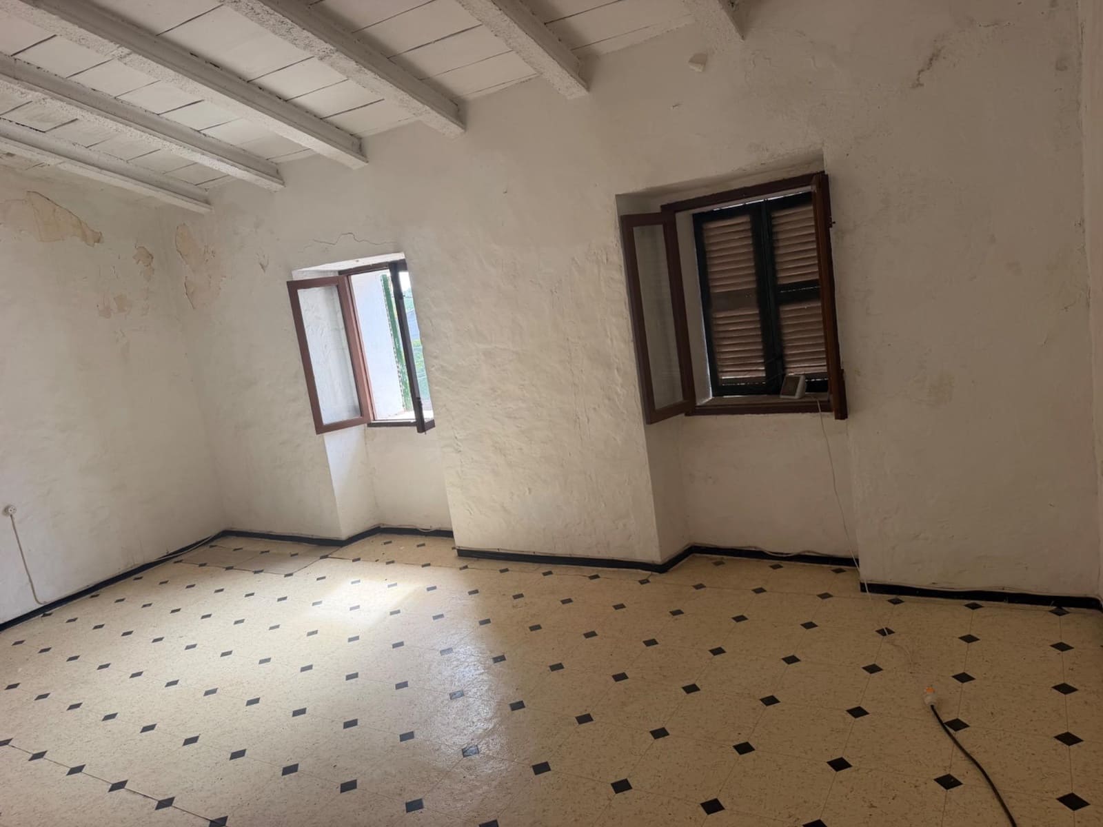 3 slaapkamer Huis te koop in Ruberts - € 390.000 (Ref: 10161693)