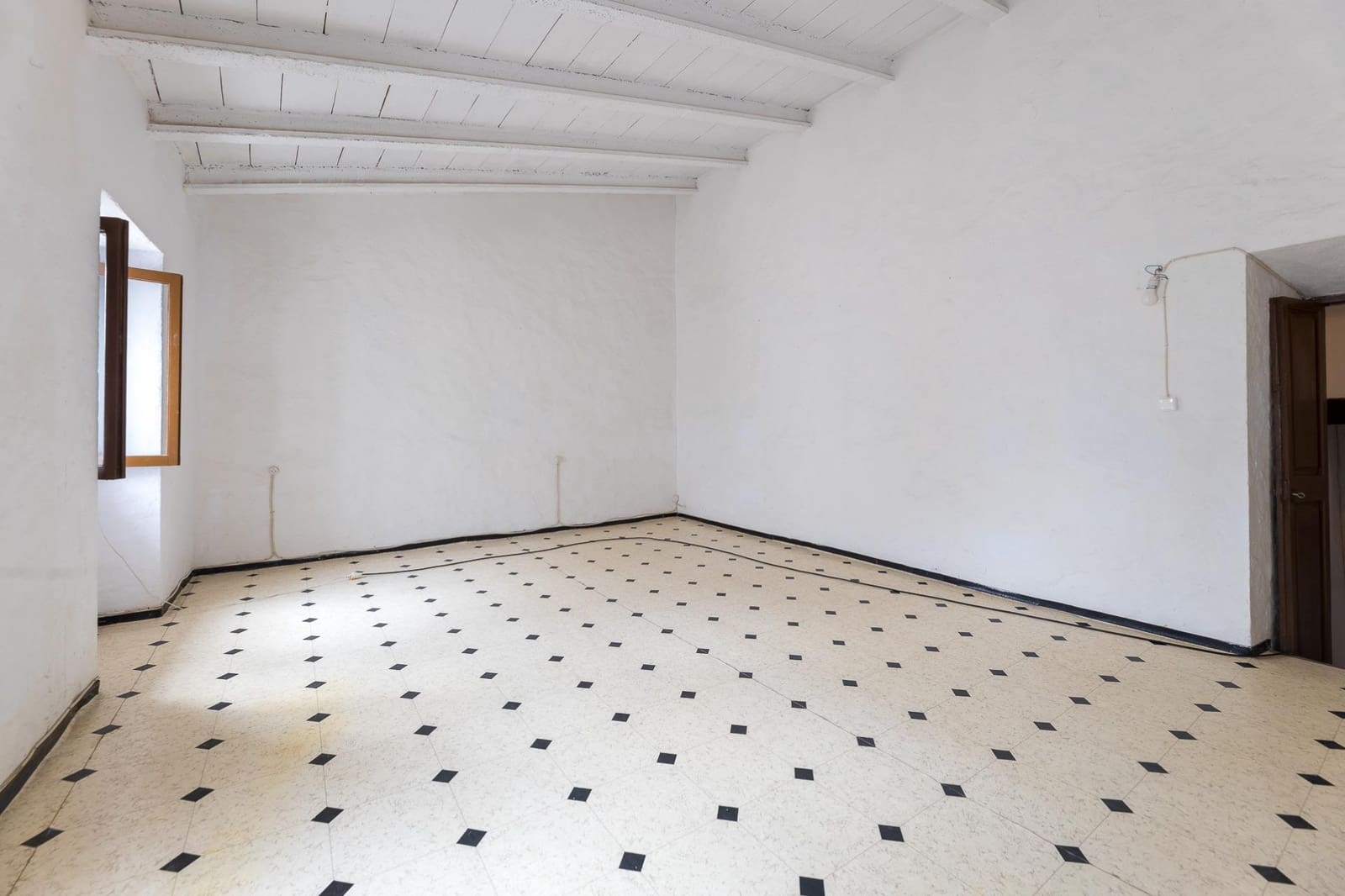 3 bedroom Townhouse for sale in Ruberts - € 390,000 (Ref: 10161693)