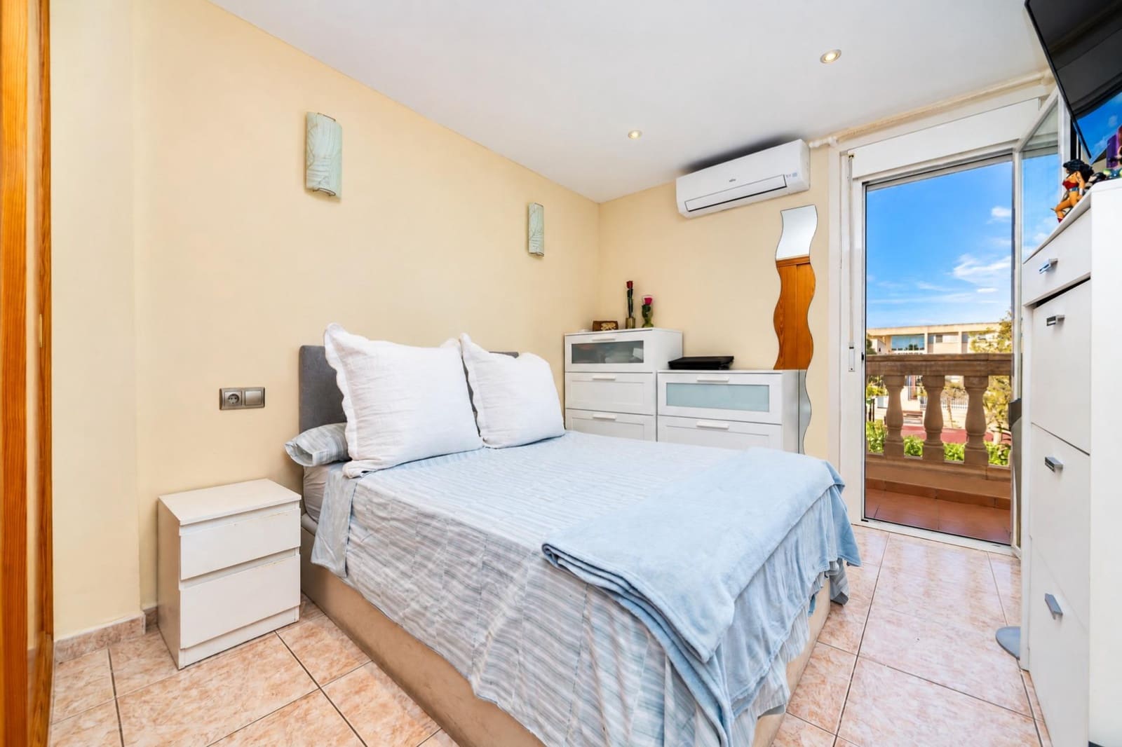 3 chambre Appartement à vendre à Son Ferrer avec garage - 355 000 € (Ref: 10177378)