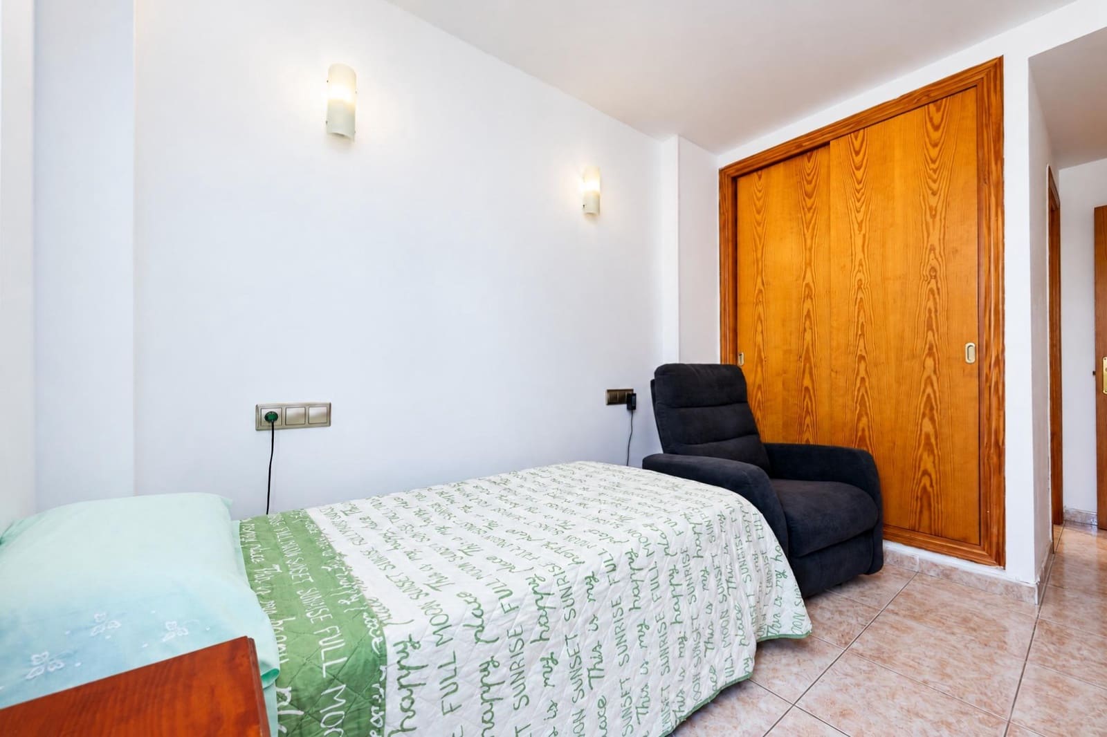 3 chambre Appartement à vendre à Son Ferrer avec garage - 355 000 € (Ref: 10177378)