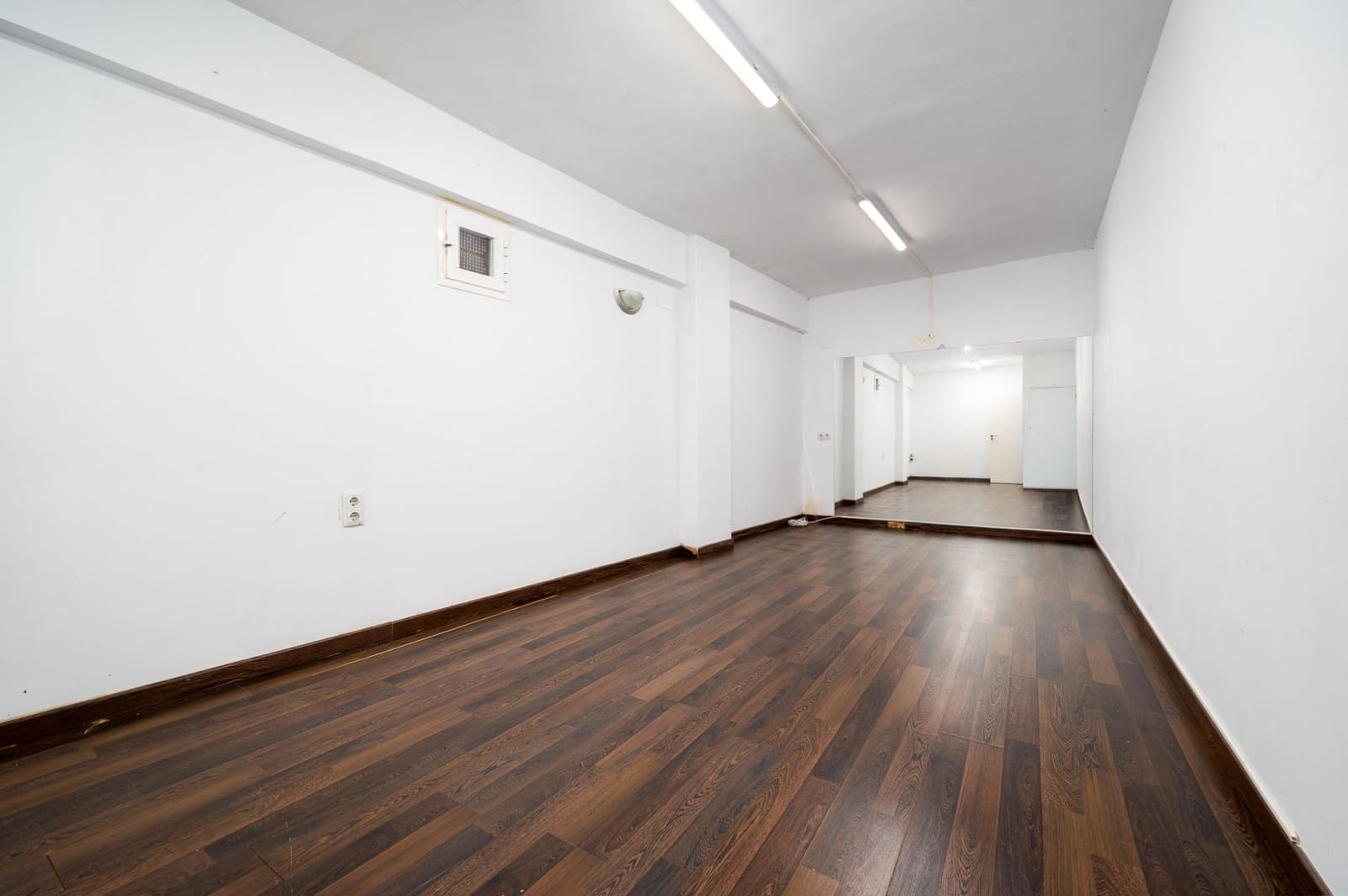 Commercieel te koop in Palma de Mallorca - € 225.000 (Ref: 10184850)