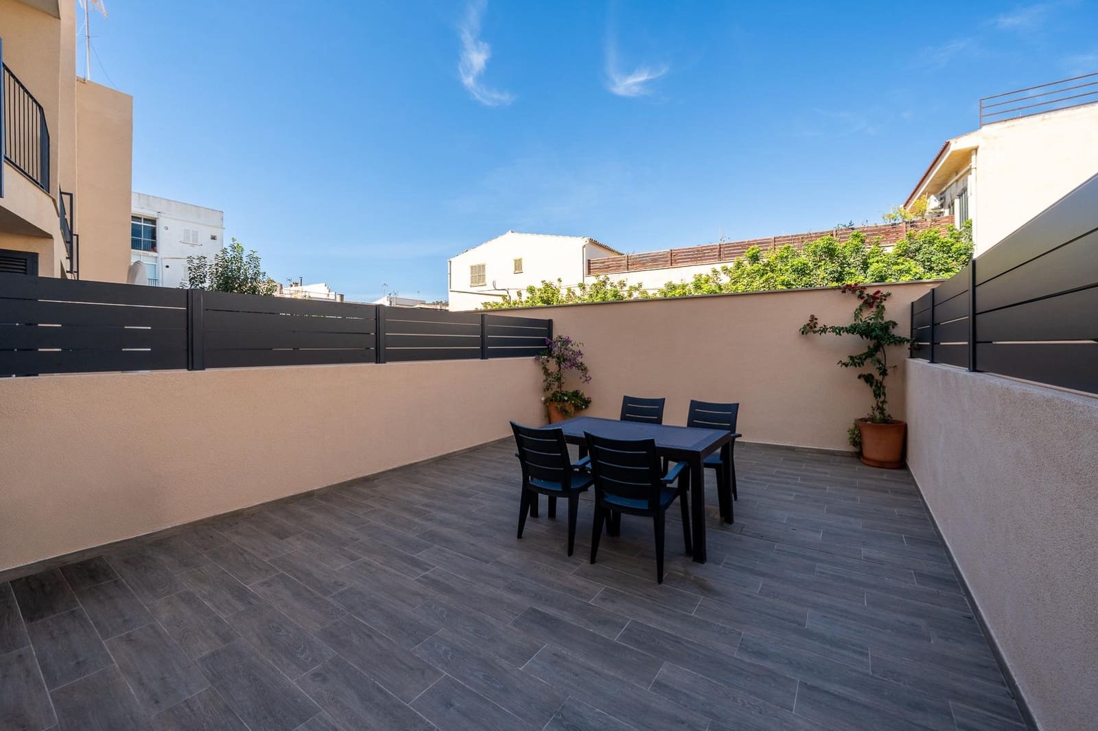 3 soveværelse Lejlighed til salg i Lloseta med garage - € 525.000 (Ref: 10187270)