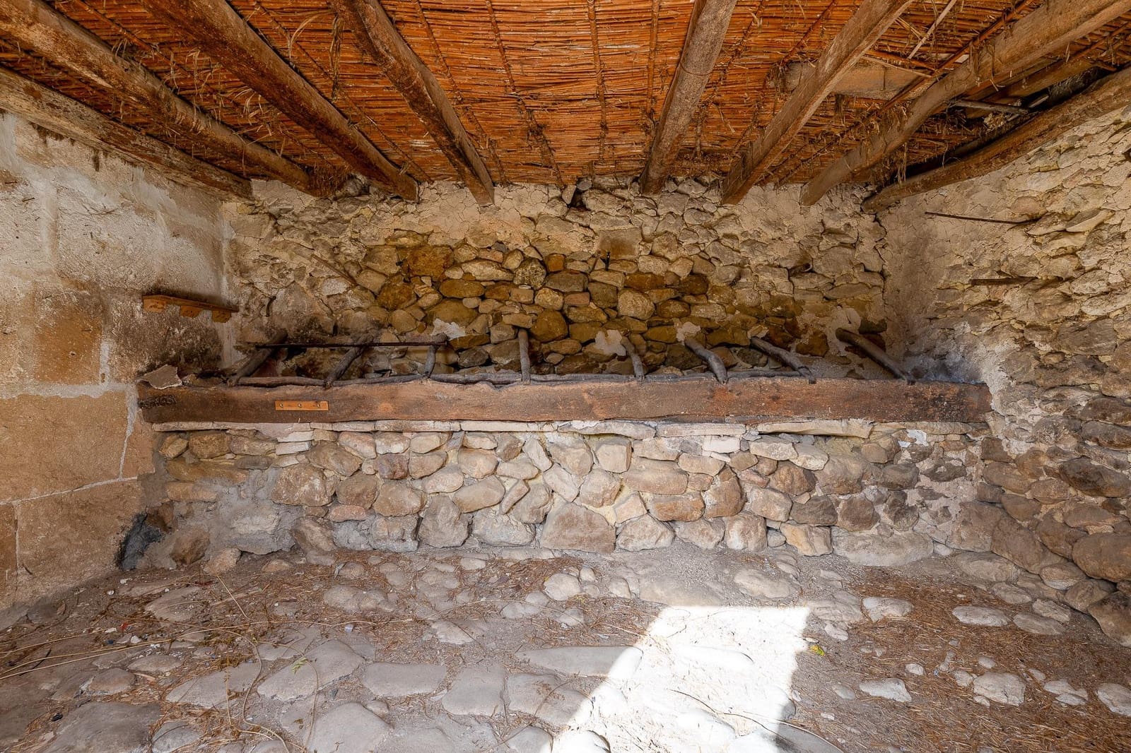 6 soveværelse Finca/Landehus til salg i Randa - € 450.000 (Ref: 7979519)