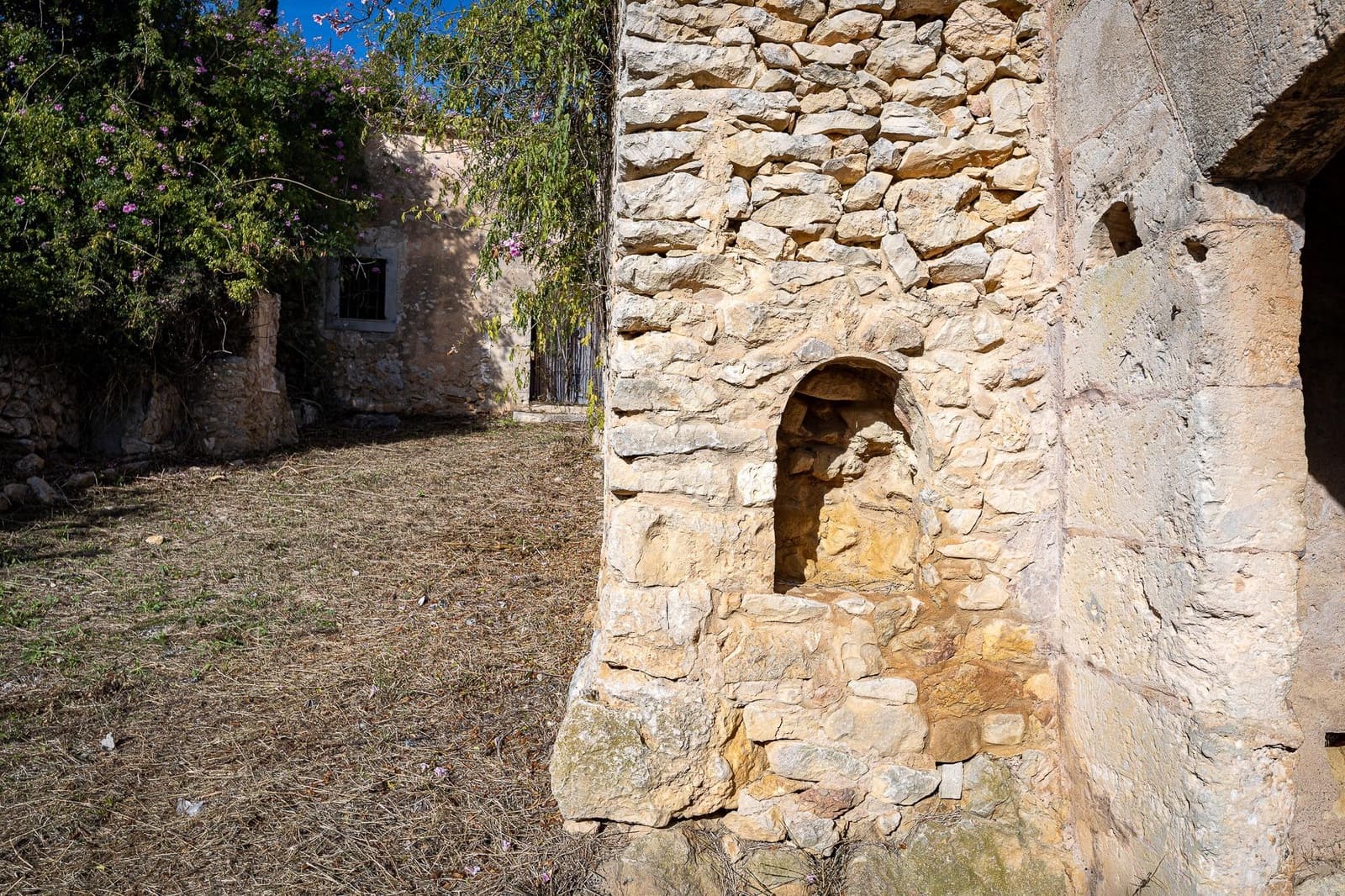 6 soveværelse Finca/Landehus til salg i Randa - € 450.000 (Ref: 7979519)