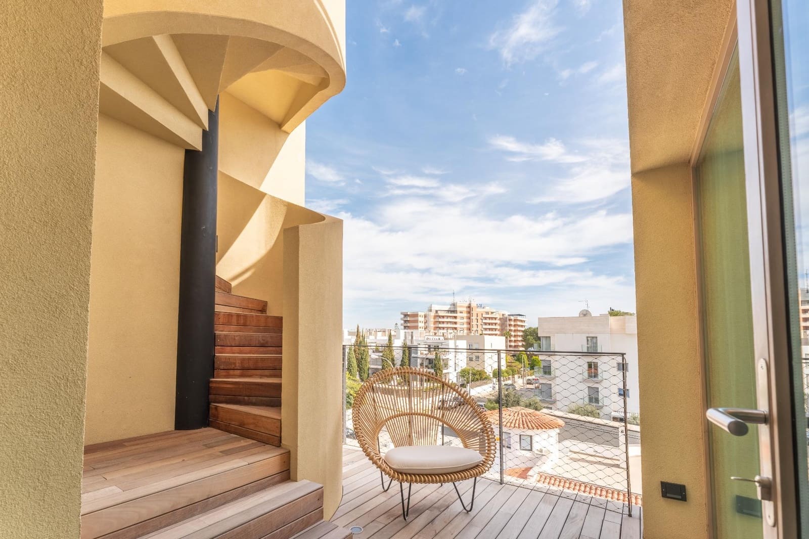 2 slaapkamer Penthouse te koop in Palma de Mallorca met zwembad garage - € 1.825.000 (Ref: 8327698)