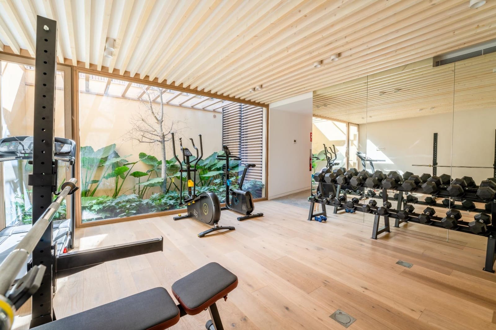 2 slaapkamer Penthouse te koop in Palma de Mallorca met zwembad garage - € 1.825.000 (Ref: 8327698)