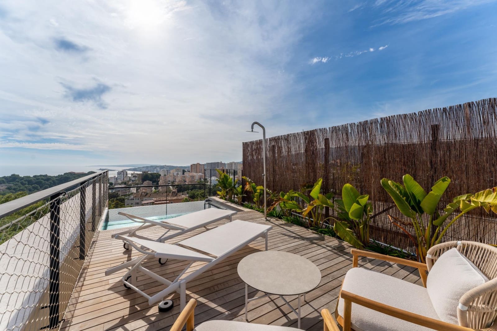 2 slaapkamer Penthouse te koop in Palma de Mallorca met zwembad garage - € 1.825.000 (Ref: 8327698)