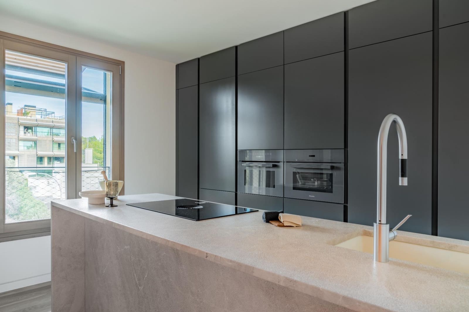 2 slaapkamer Penthouse te koop in Palma de Mallorca met zwembad garage - € 1.825.000 (Ref: 8327698)