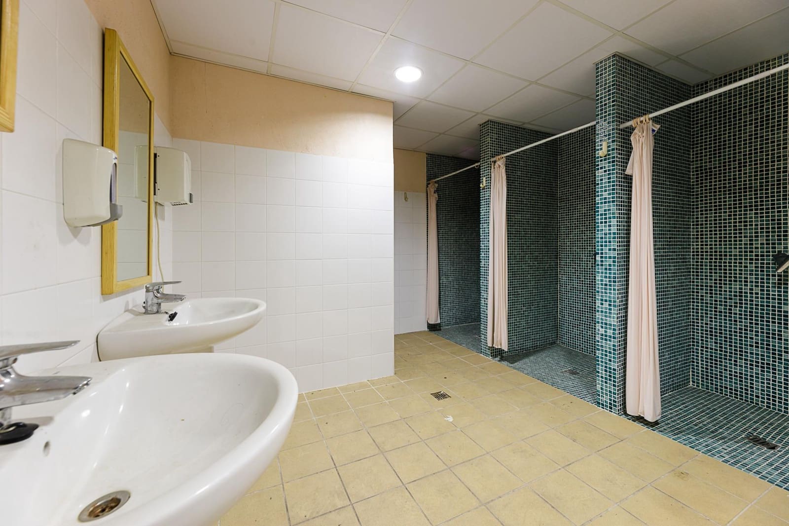 Virksomhed til salg i Llucmajor - € 550.000 (Ref: 8331779)