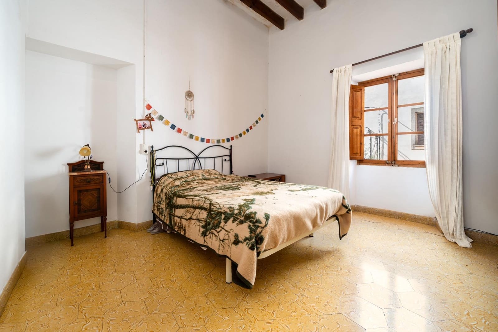 7 bedroom Penthouse for sale in Porreres - € 470,000 (Ref: 8943908)