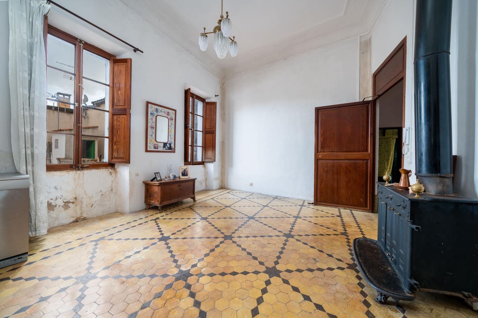 7 bedroom Penthouse for sale in Porreres - € 470,000 (Ref: 8943908)