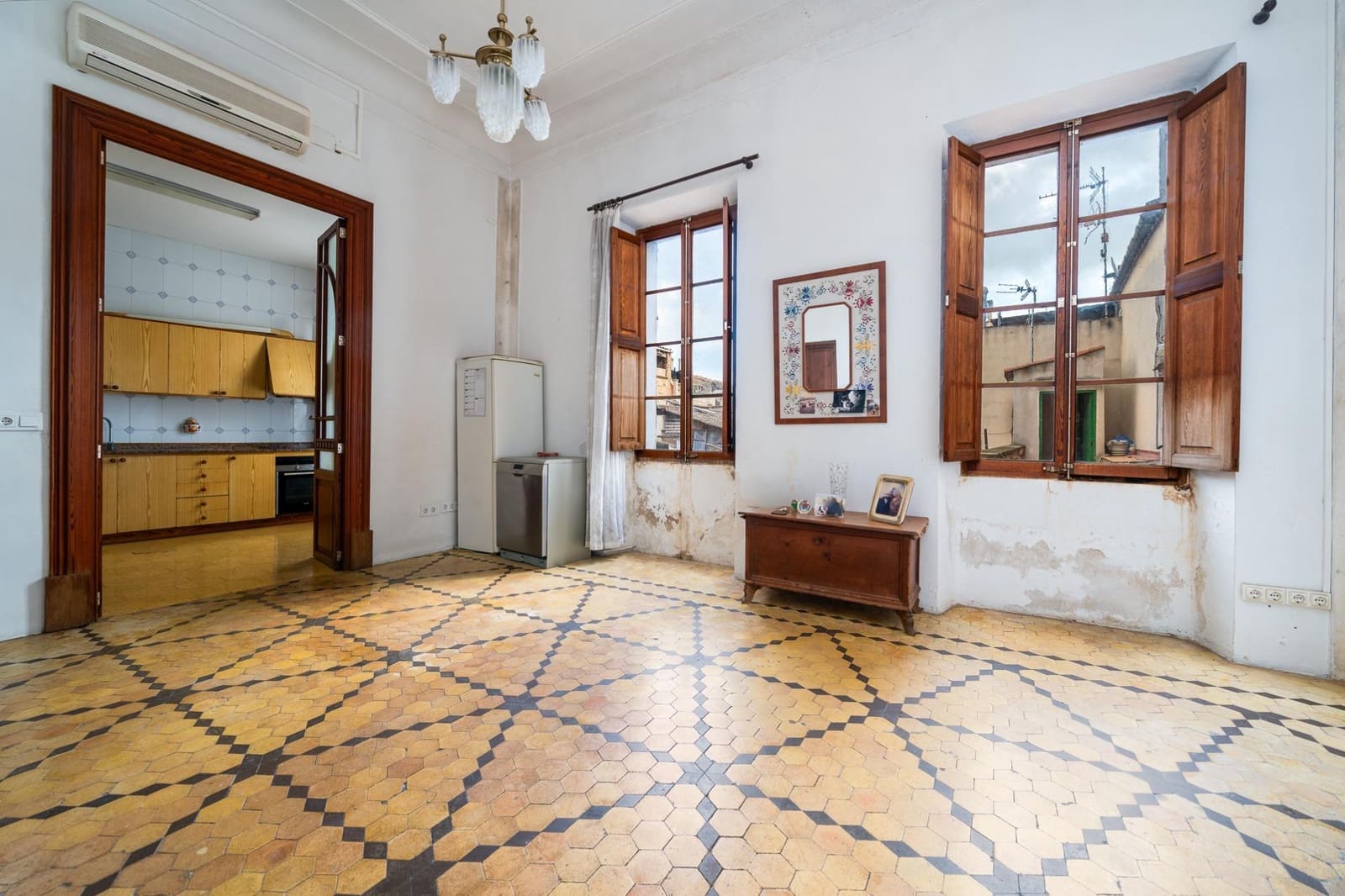 7 bedroom Penthouse for sale in Porreres - € 470,000 (Ref: 8943908)