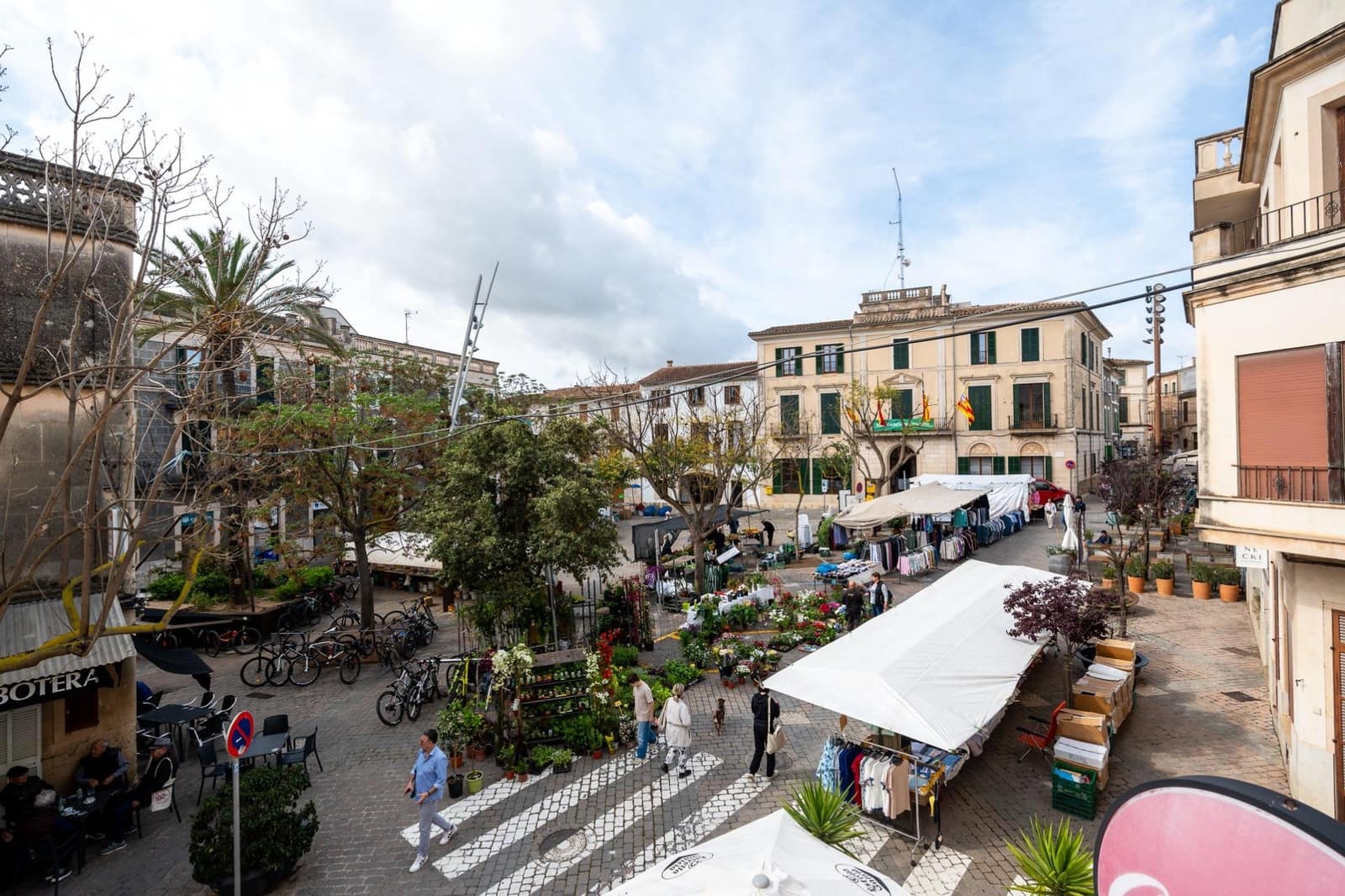 7 bedroom Penthouse for sale in Porreres - € 470,000 (Ref: 8943908)