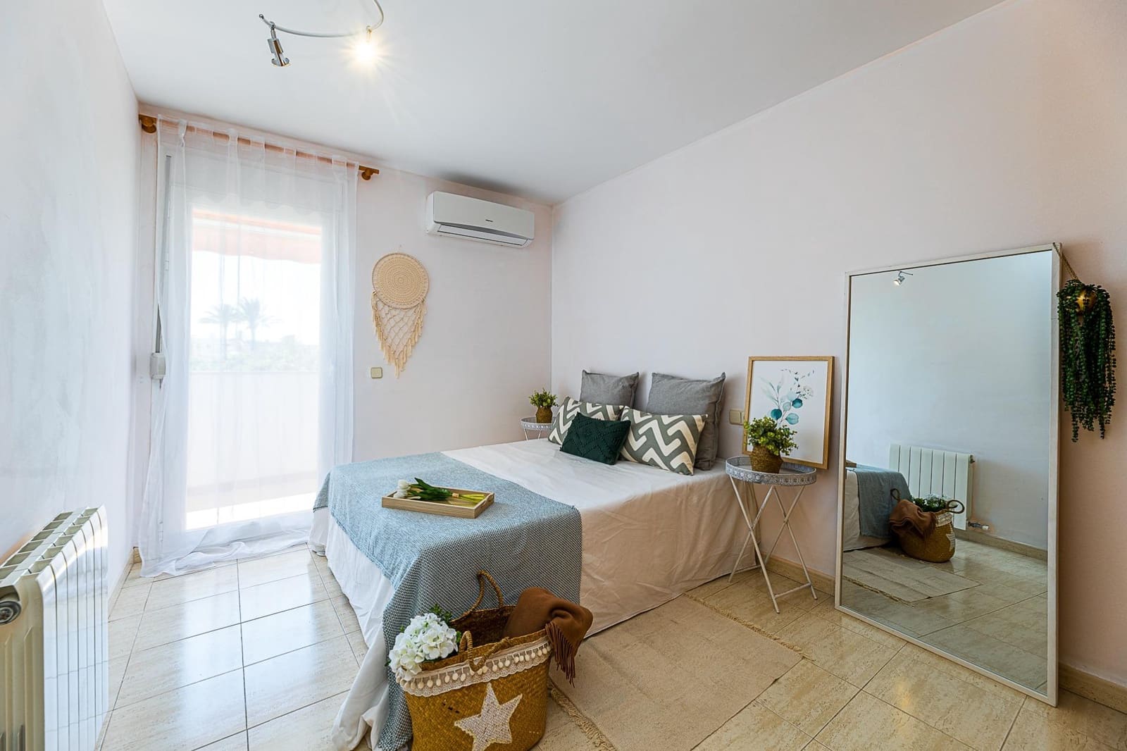 2 soveværelse Lejlighed til salg i Es Molinar / El Molinar - € 825.000 (Ref: 9020664)