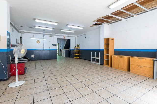 Erhverv til salg i Llucmajor - € 325.000 (Ref: 9110482)