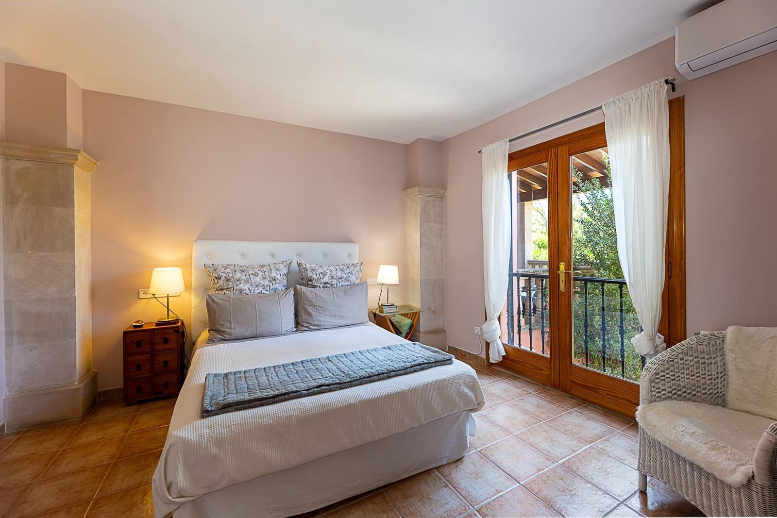 4 sypialnia Willa na sprzedaż w Bunyola z basenem garażem - 1 250 000 € (Ref: 9128510)