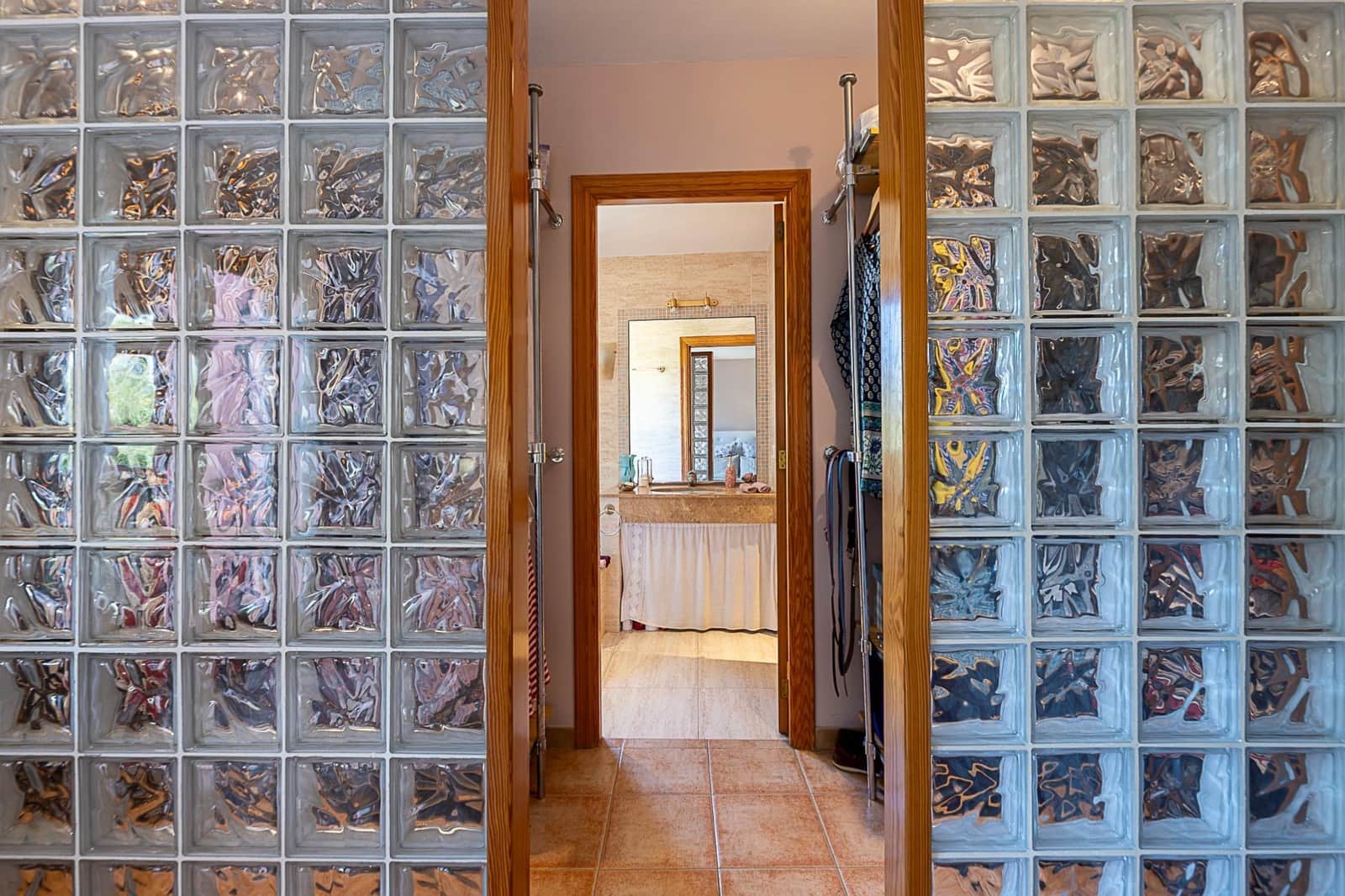 4 sypialnia Willa na sprzedaż w Bunyola z basenem garażem - 1 250 000 € (Ref: 9128510)