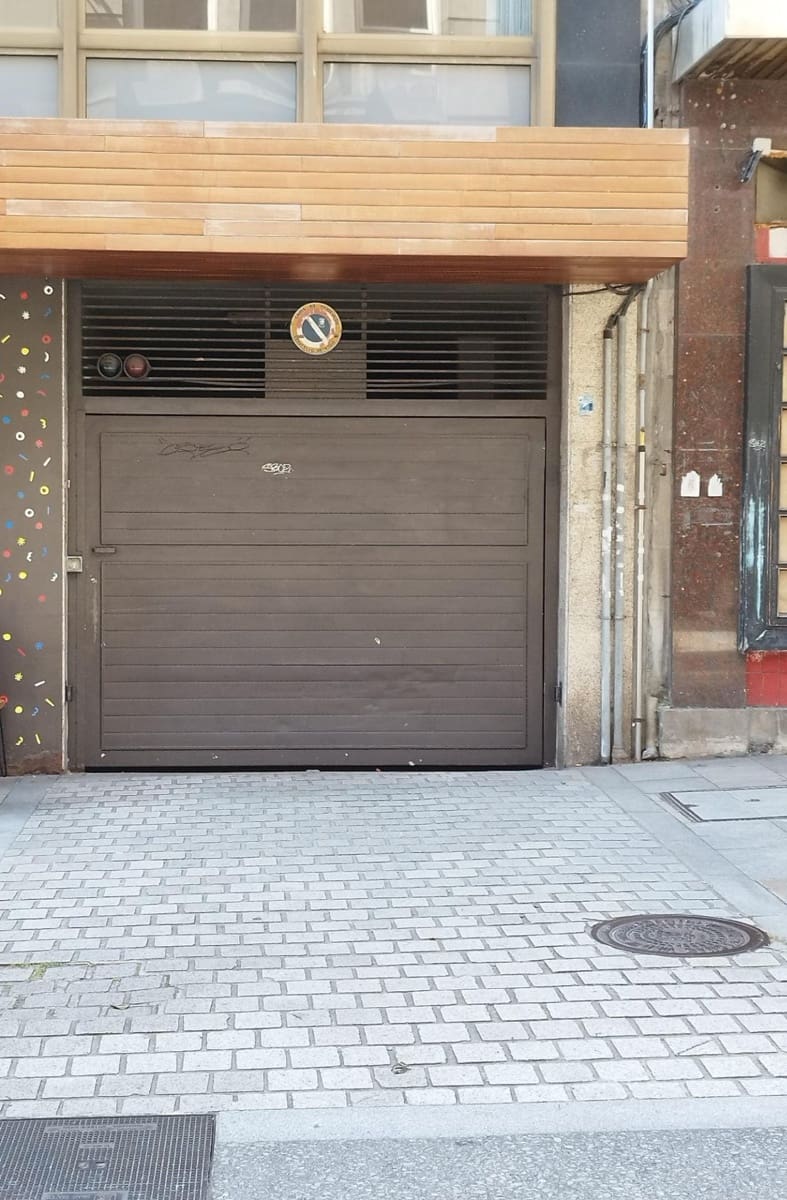 Garage for rent in Vigo - € 110 (Ref: 9128511)