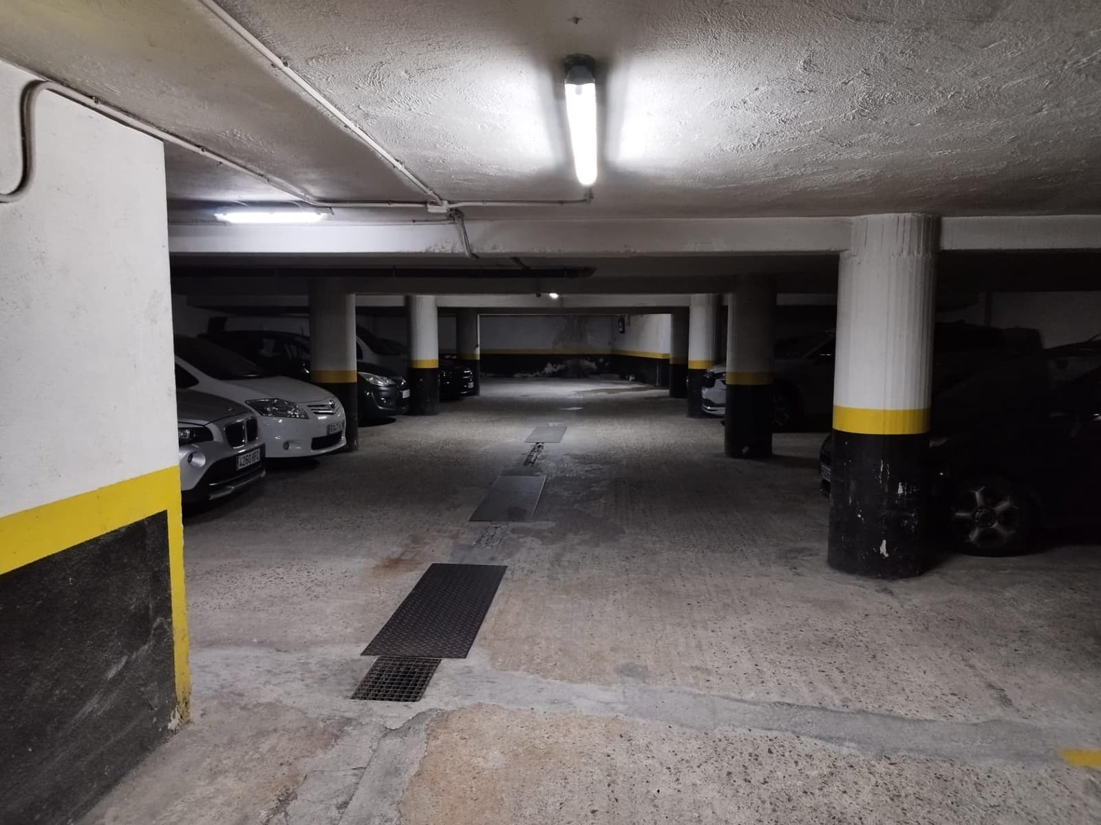 Garage for rent in Vigo - € 110 (Ref: 9128511)