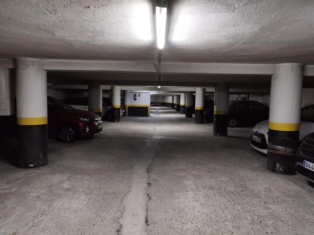 Garage for rent in Vigo - € 110 (Ref: 9128511)