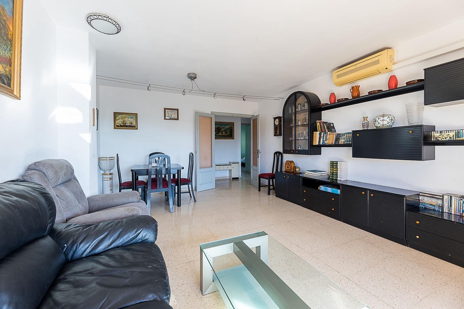 3 makuuhuone Asunto myytävänä paikassa Palma de Mallorca mukana 
autotalli - 320 000 € (Ref: 9236750)