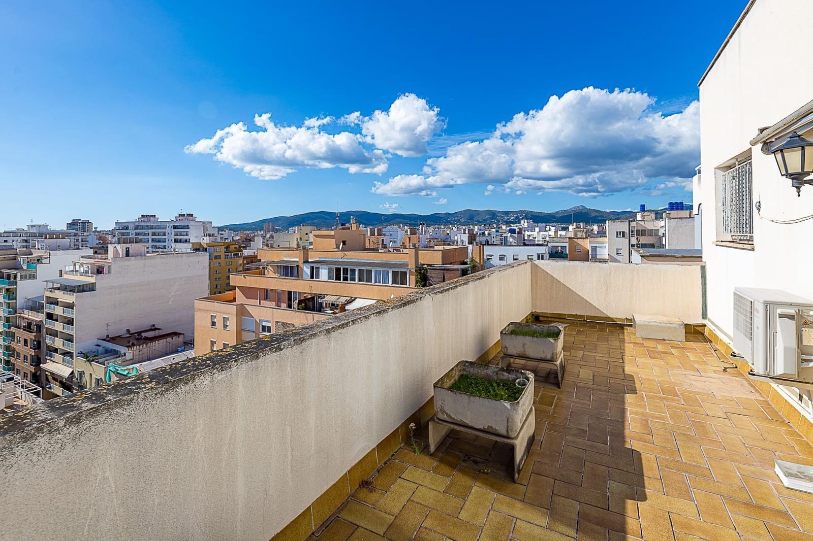 4 bedroom Penthouse for sale in Palma de Mallorca - € 550,000 (Ref: 9373627)
