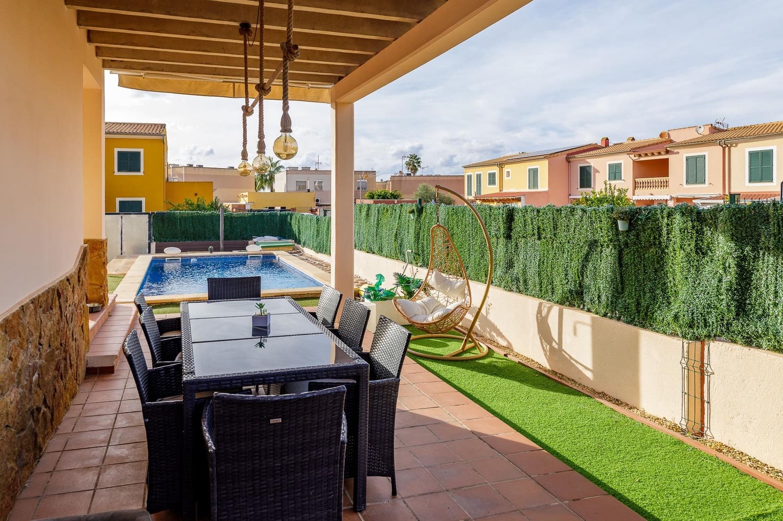 3 slaapkamer Rijtjeshuis te koop in Sa Torre (Llucmajor) met zwembad - € 650.000 (Ref: 9382722)