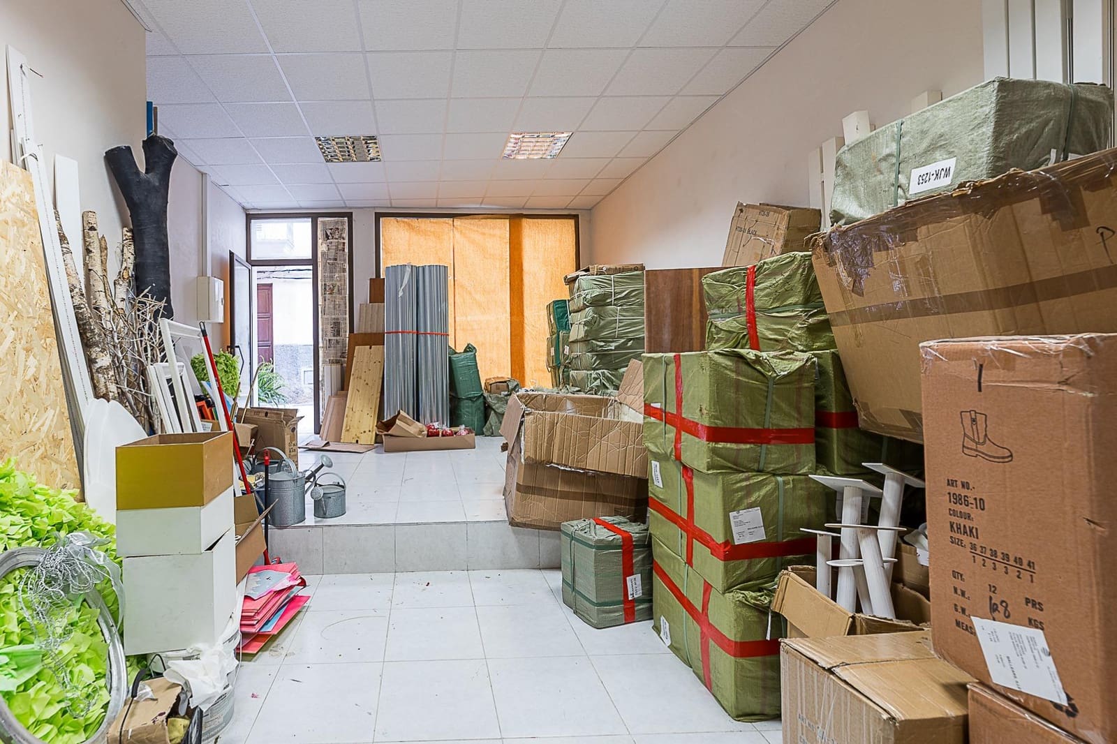 Commercial for sale in Manacor - € 165,000 (Ref: 9419591)