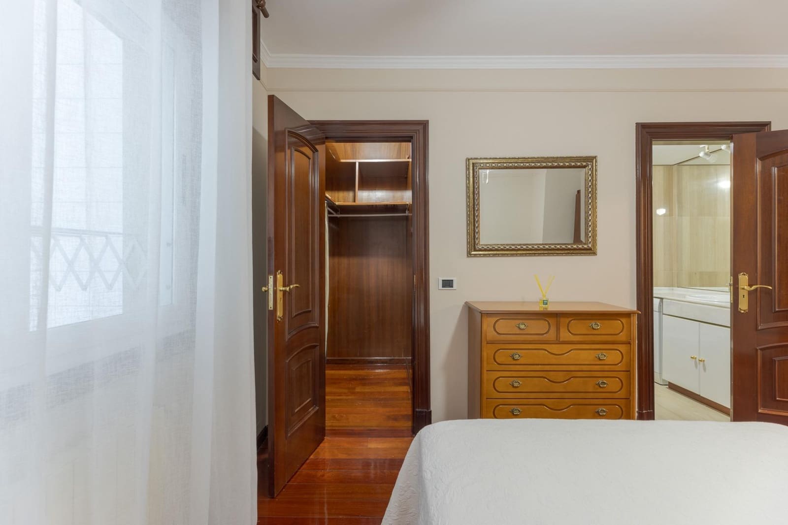 1 quarto Apartamento para arrendar em Vigo - 1 000 € (Ref: 9474295)