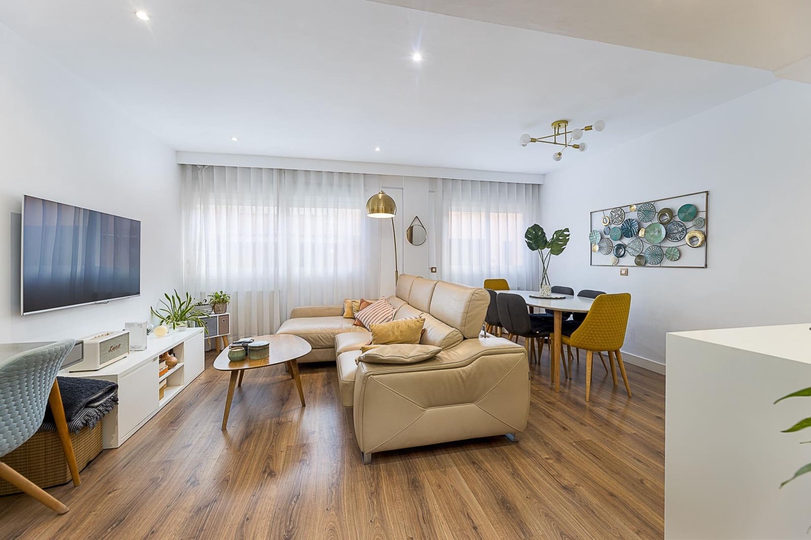 3 bedroom Apartment for sale in Palma de Mallorca - € 840,000 (Ref: 9583055)