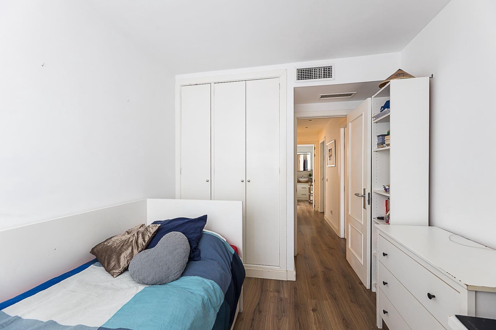 3 bedroom Apartment for sale in Palma de Mallorca - € 840,000 (Ref: 9583055)