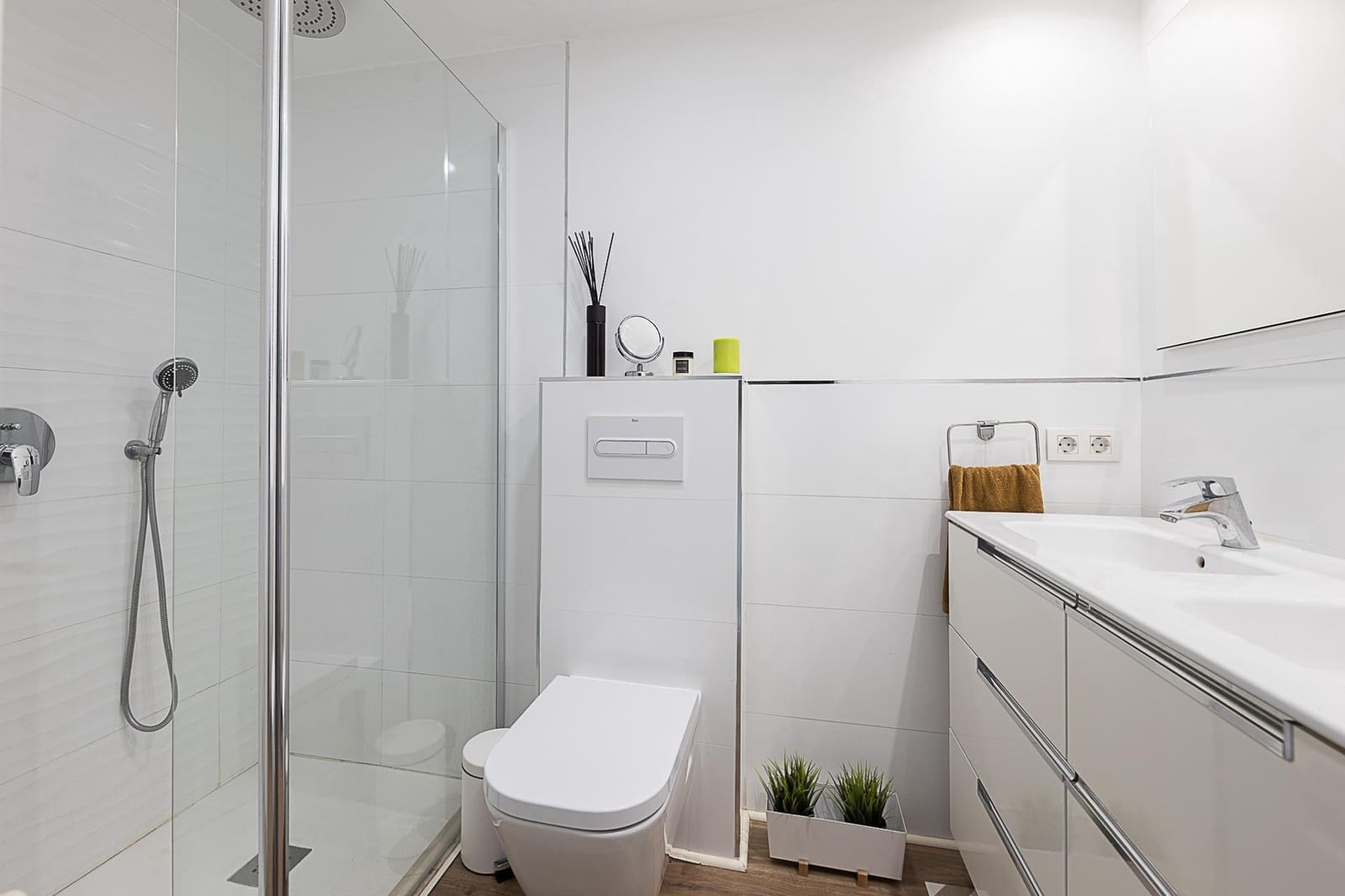 3 bedroom Apartment for sale in Palma de Mallorca with garage - € 650,000 (Ref: 9583055)