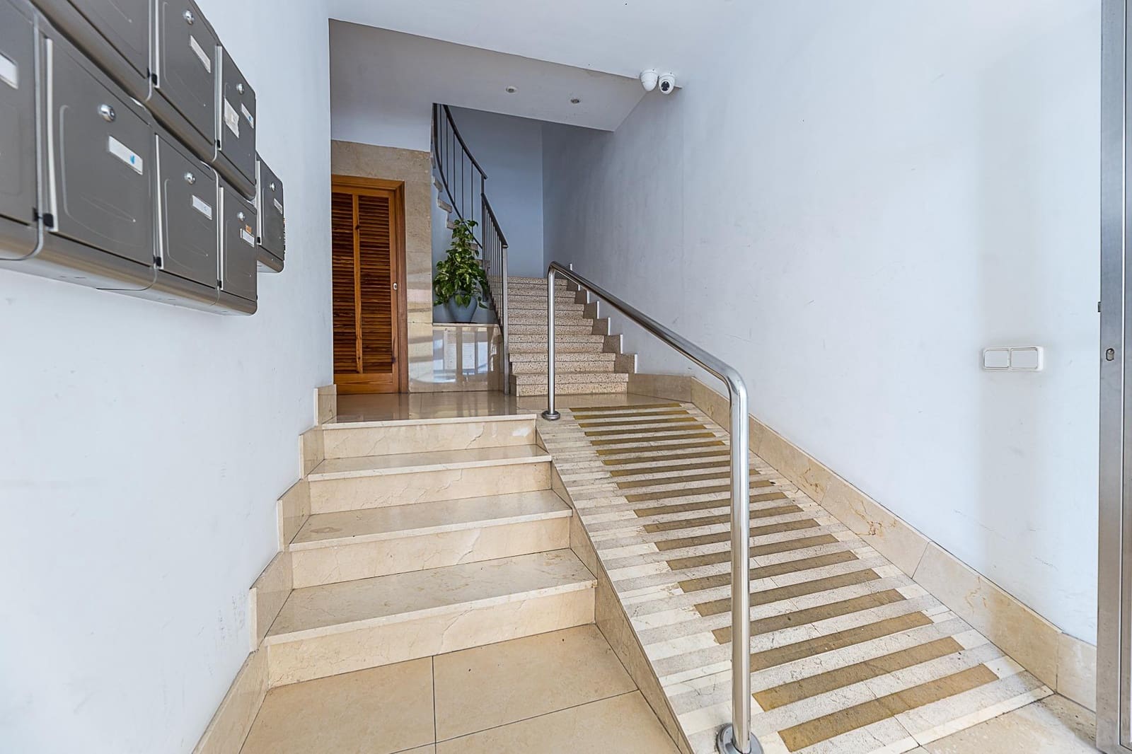3 bedroom Flat for sale in Palma de Mallorca - € 556,000 (Ref: 9619482)