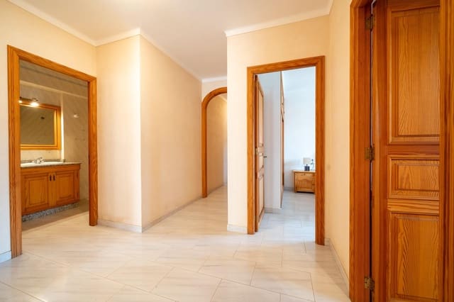 3 quarto Casa em Banda para venda em Petra com garagem - 560 000 € (Ref: 9637775)