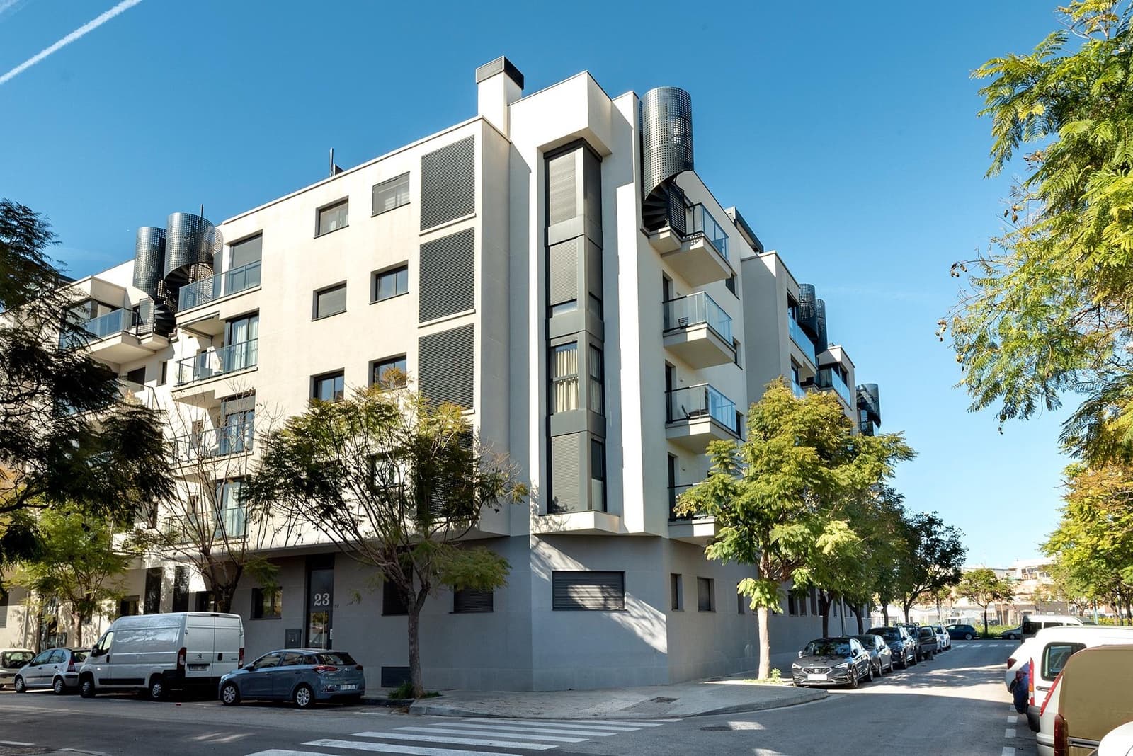 3 bedroom Flat for sale in Palma de Mallorca with pool - € 548,000 (Ref: 9648371)