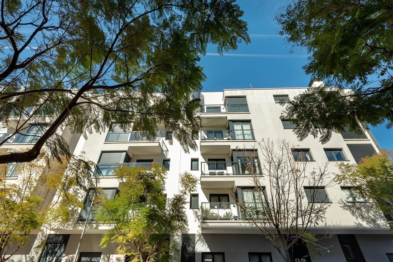 3 bedroom Flat for sale in Palma de Mallorca with pool - € 548,000 (Ref: 9648371)